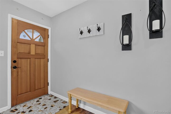 Property Photo: 2940 W Saratoga Avenue CO 80110