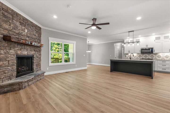 Property Photo: 305 Shadows Lawn Drive TN 37303