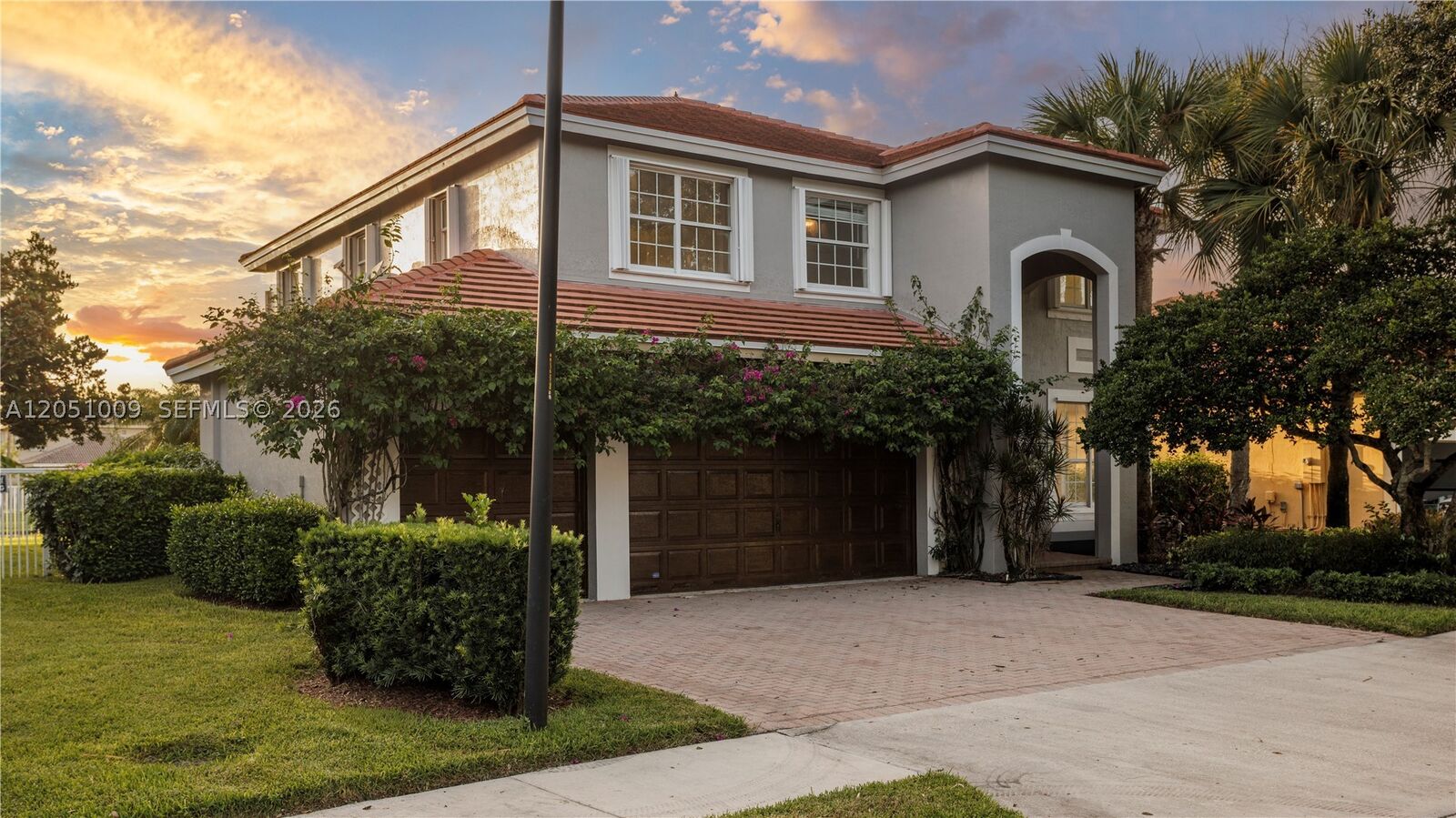 Property Photo:  4303 Diamond Row  FL 33331 