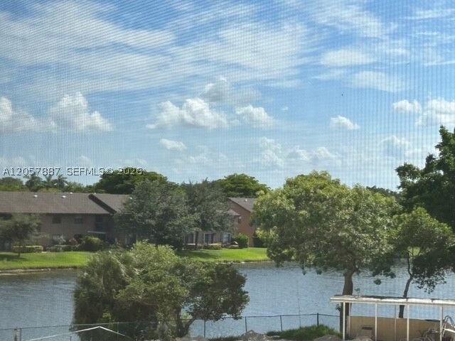 Property Photo: 3905 N Nob Hill Rd 312 FL 33351
