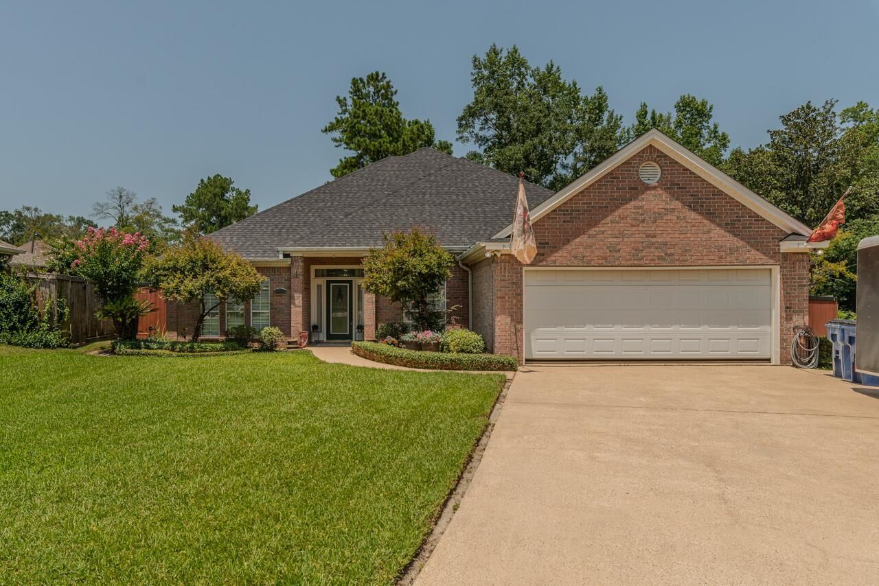 Property Photo:  145 Norwood Dr.  TX 77657 