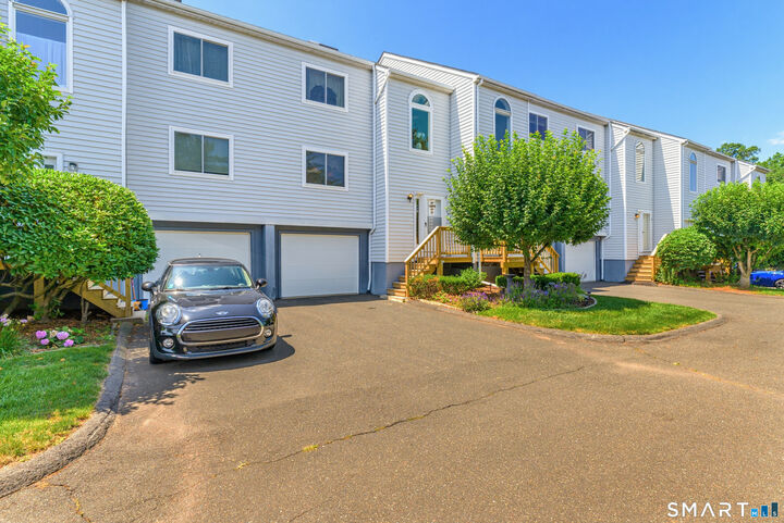 Property Photo:  21 Wynwood Drive 21  CT 06416 