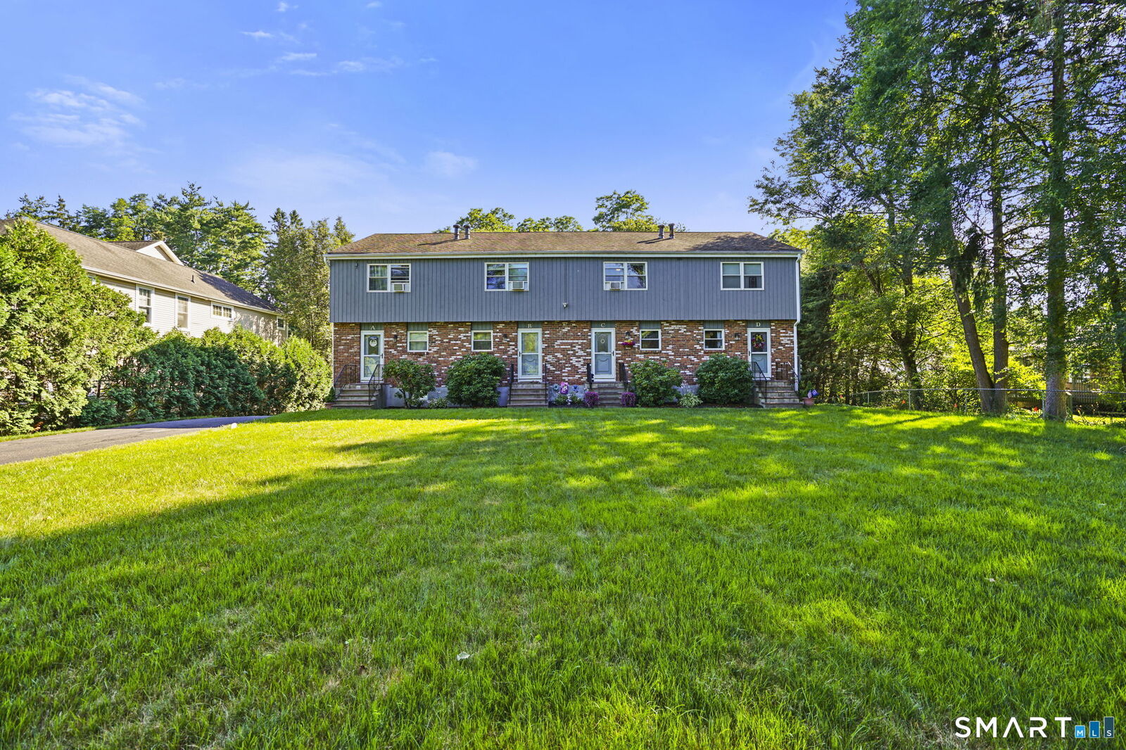 Property Photo:  1431 Farmington Avenue C  CT 06032 