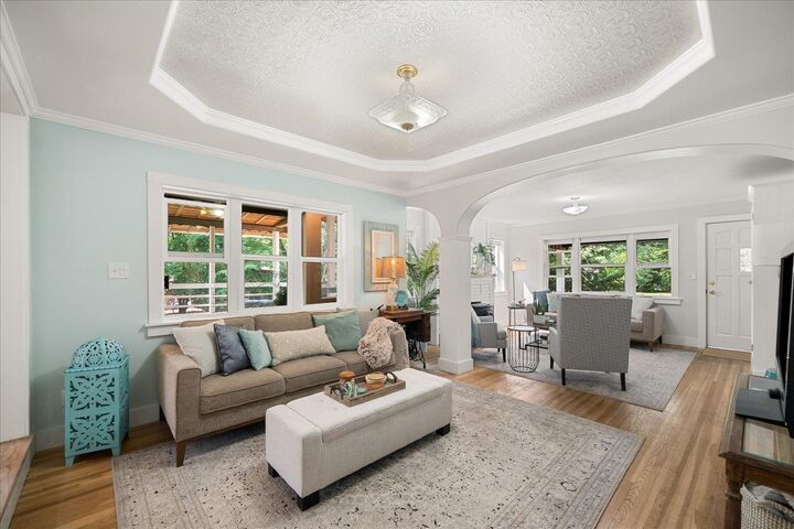 Property Photo:  9522 N Wall St  WA 99218 