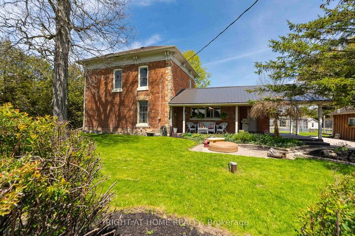 Property Photo: 51184 Ashton Street ON N0L 2J0