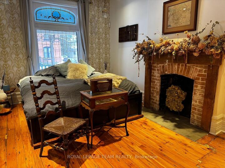 Property Photo: 620 Cooper Street ON K1R 5J2