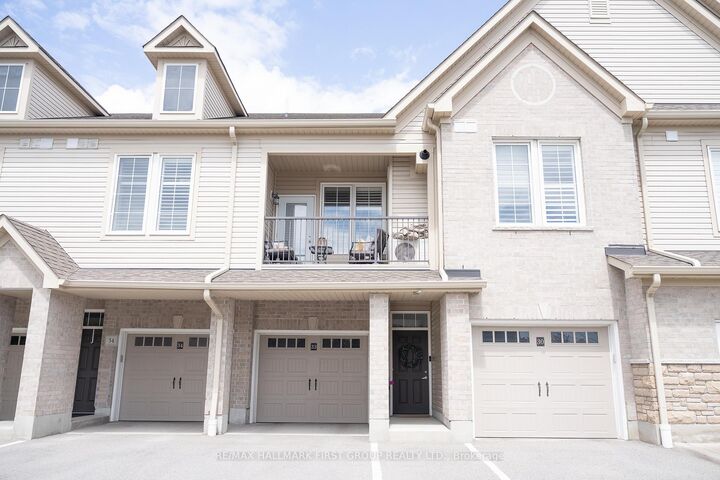 1430 Gord Vinson Avenue 33 — photo 1