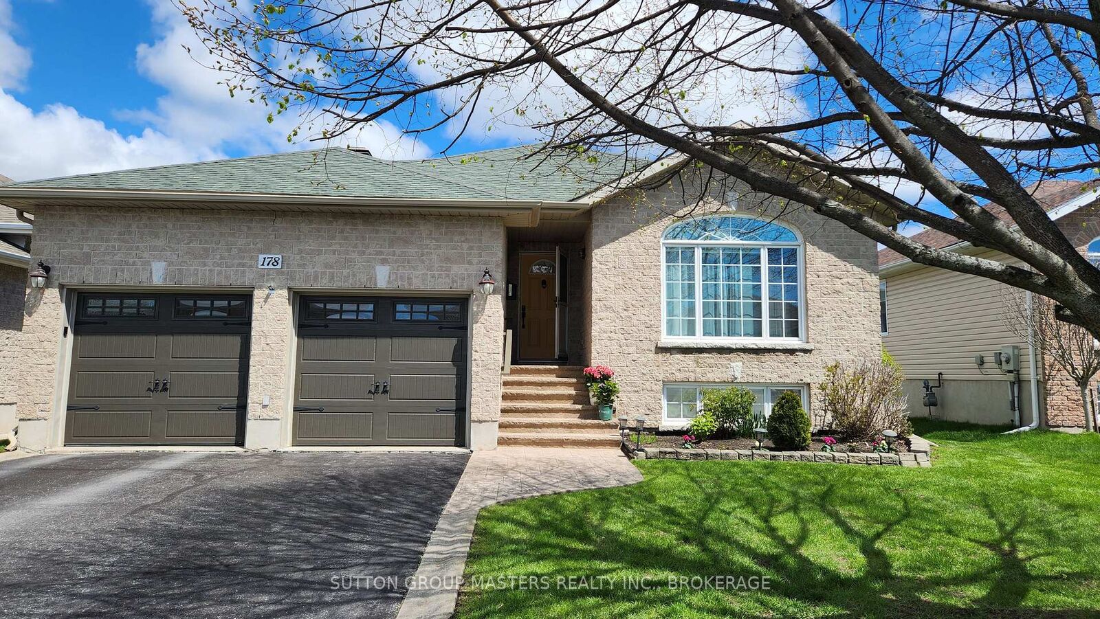 Property Photo: 178 Langfield Street ON K7P 3J3