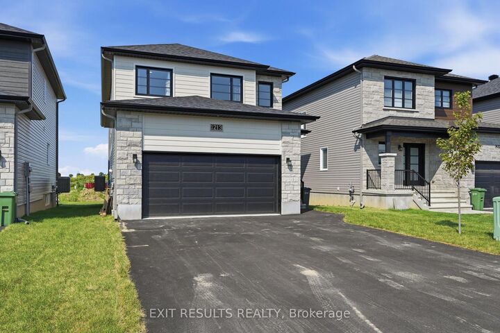 1213 Montblanc Crescent — photo 1