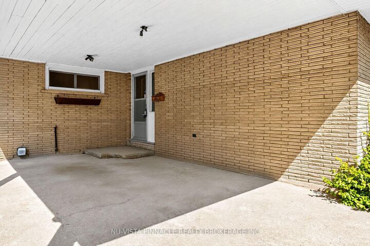 Property Photo: 1062 Apache Road ON N5V 2W3