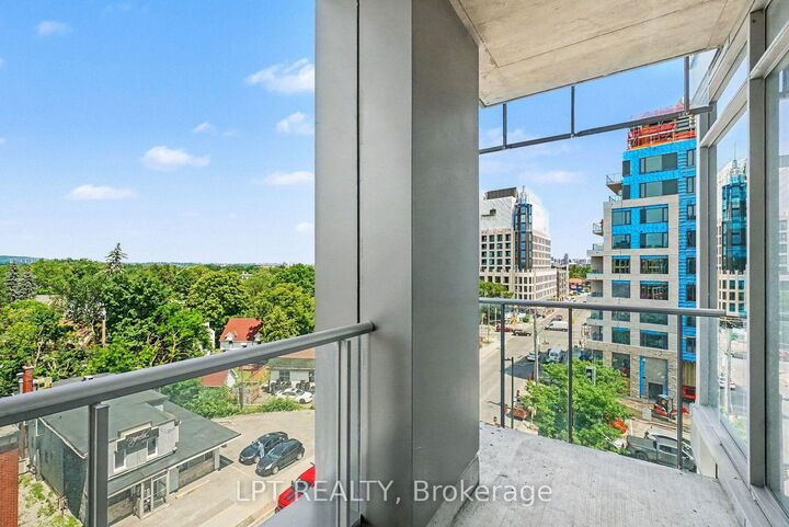 Property Photo: 88 Richmond Road 512 ON K1Z 0B1