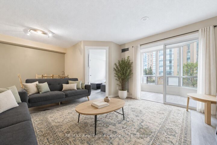 155 Hillcrest Avenue 302 — photo 1