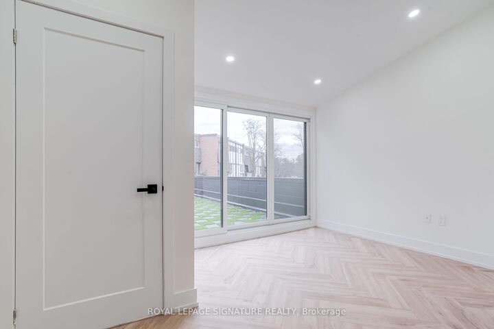 Property Photo: 861 O'Connor Drive 1 ON M4B 2S7