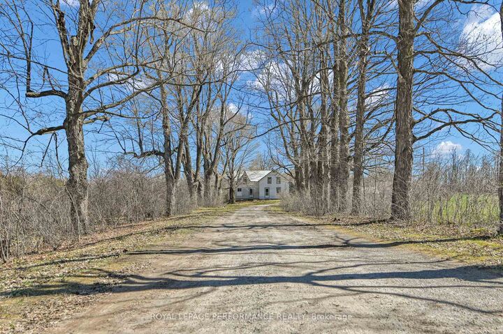 2421 Buckwheat Road W — photo 1