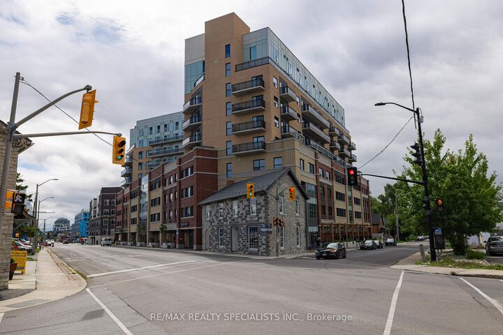 Property Photo: 652 Princess Street 522 ON K7L 1E5
