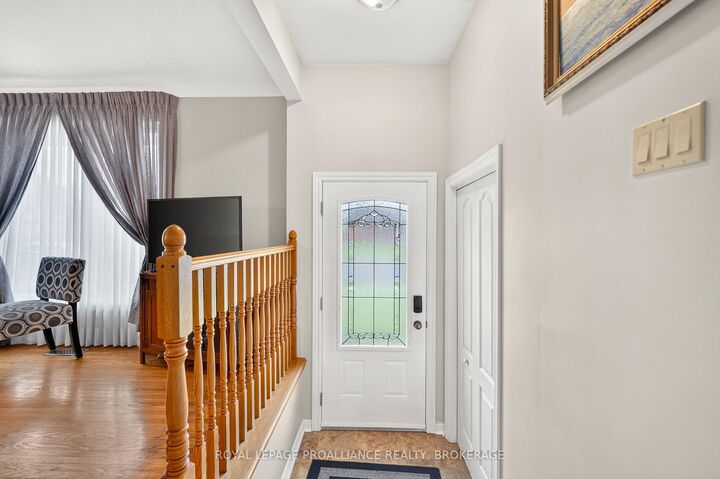 Property Photo: 34 Sherwood Avenue ON K7N 1N4