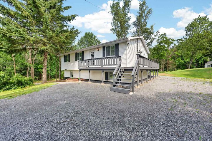 Property Photo: 1022 Bauder Road ON K0H 1W0