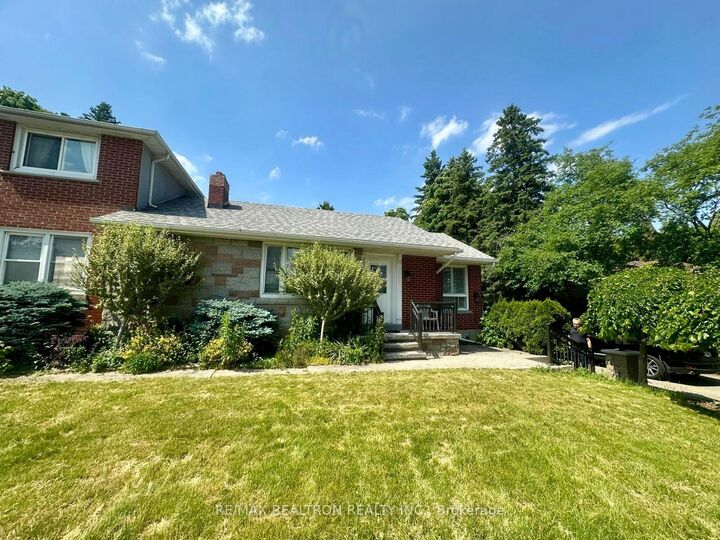 Property Photo:  2430 King Road  ON L7B 1J7 