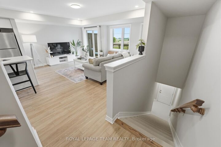 Property Photo:  718 Lapland Private  ON K2V 0S4 