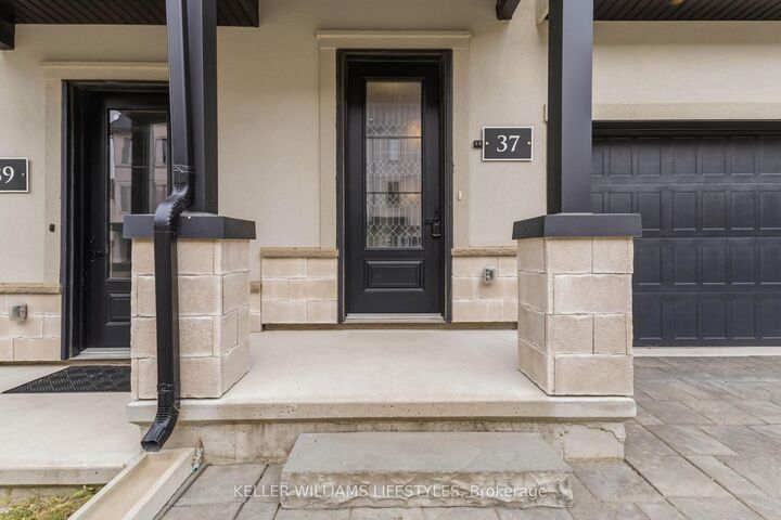 Property Photo:  435 Callaway Road 37  ON N6G 2N1 