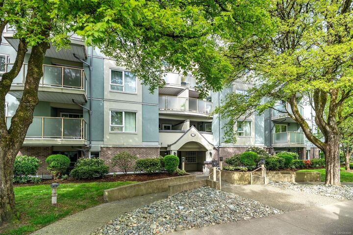 Property Photo: 2710 Grosvenor Rd #202 BC V8T 3M9