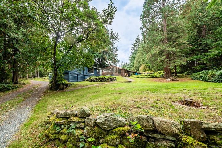 336 Hemlock Ave — photo 1