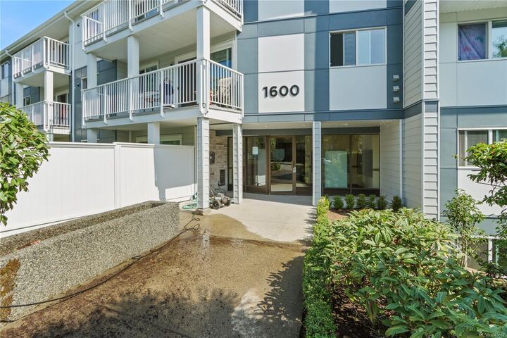Property Photo:  1600 Dufferin Cres #216  BC V9S 5N2 
