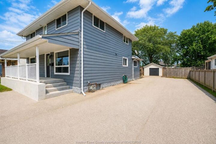 Property Photo:  1554 Lesperance Road  ON N8N 1Y1 