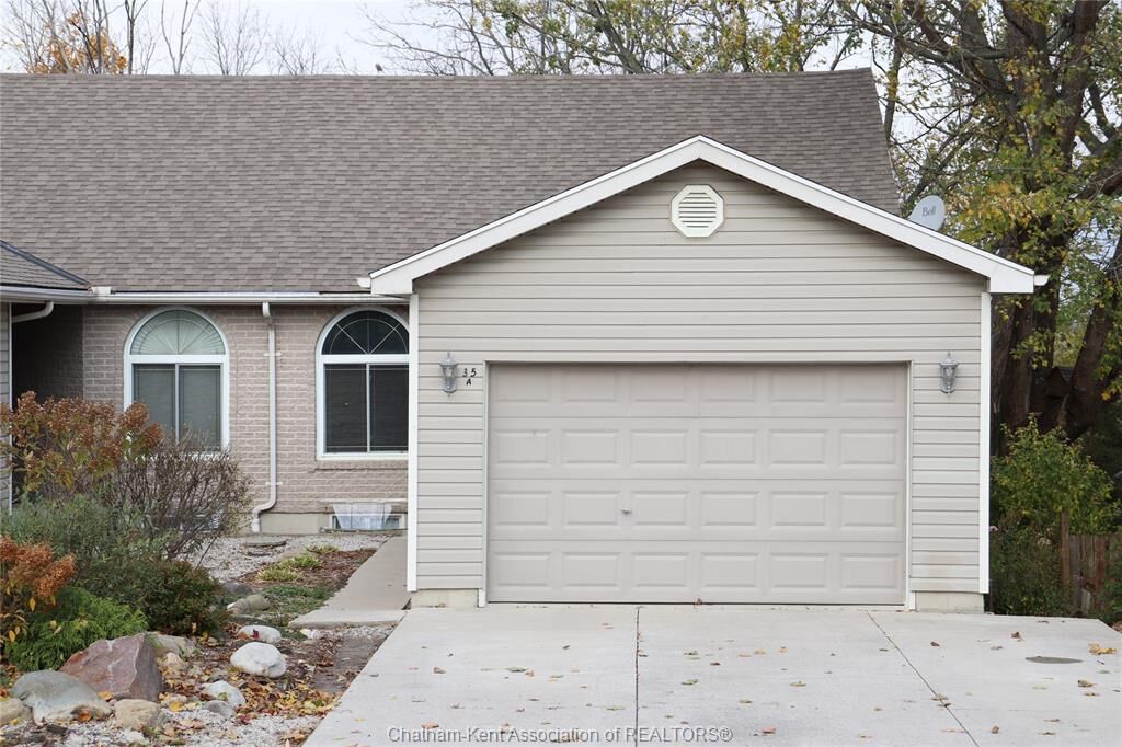 Property Photo: 35-A Tiffany Street ON N0P 2C0