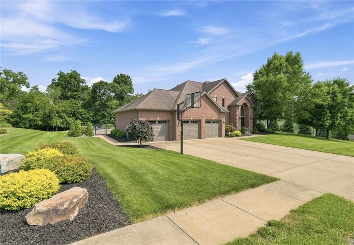 Property Photo:  489 Lockport Drive  PA 15642 