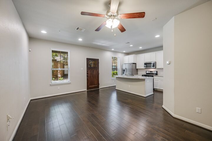 Property Photo:  7220 Wyoming Springs Drive Drive 604  TX 78681 