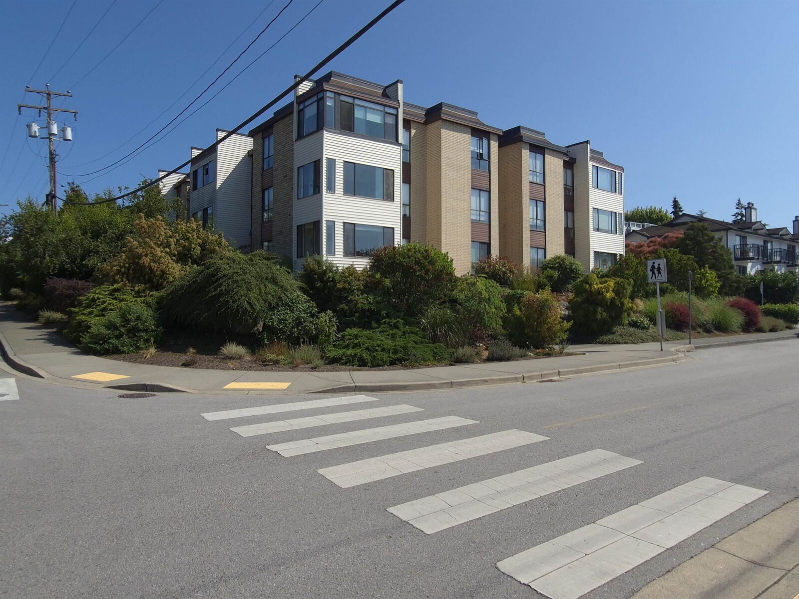 Property Photo:  15265 Roper Avenue 106  BC V4B 2E9 