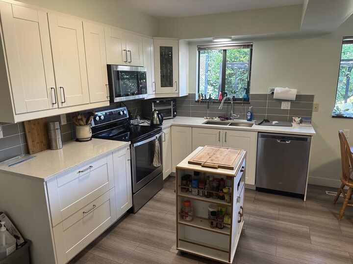 Property Photo: 1902 Taylor Street BC V3C 4S4