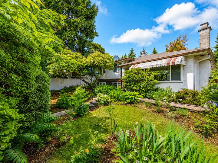 Property Photo: 8259 10th Avenue BC V3N 2S6