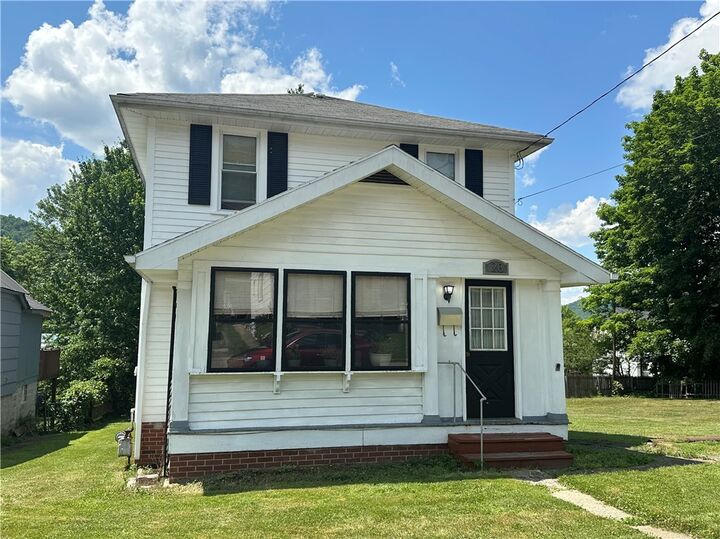 Property Photo:  24-28 Rochester Street  PA 16701 