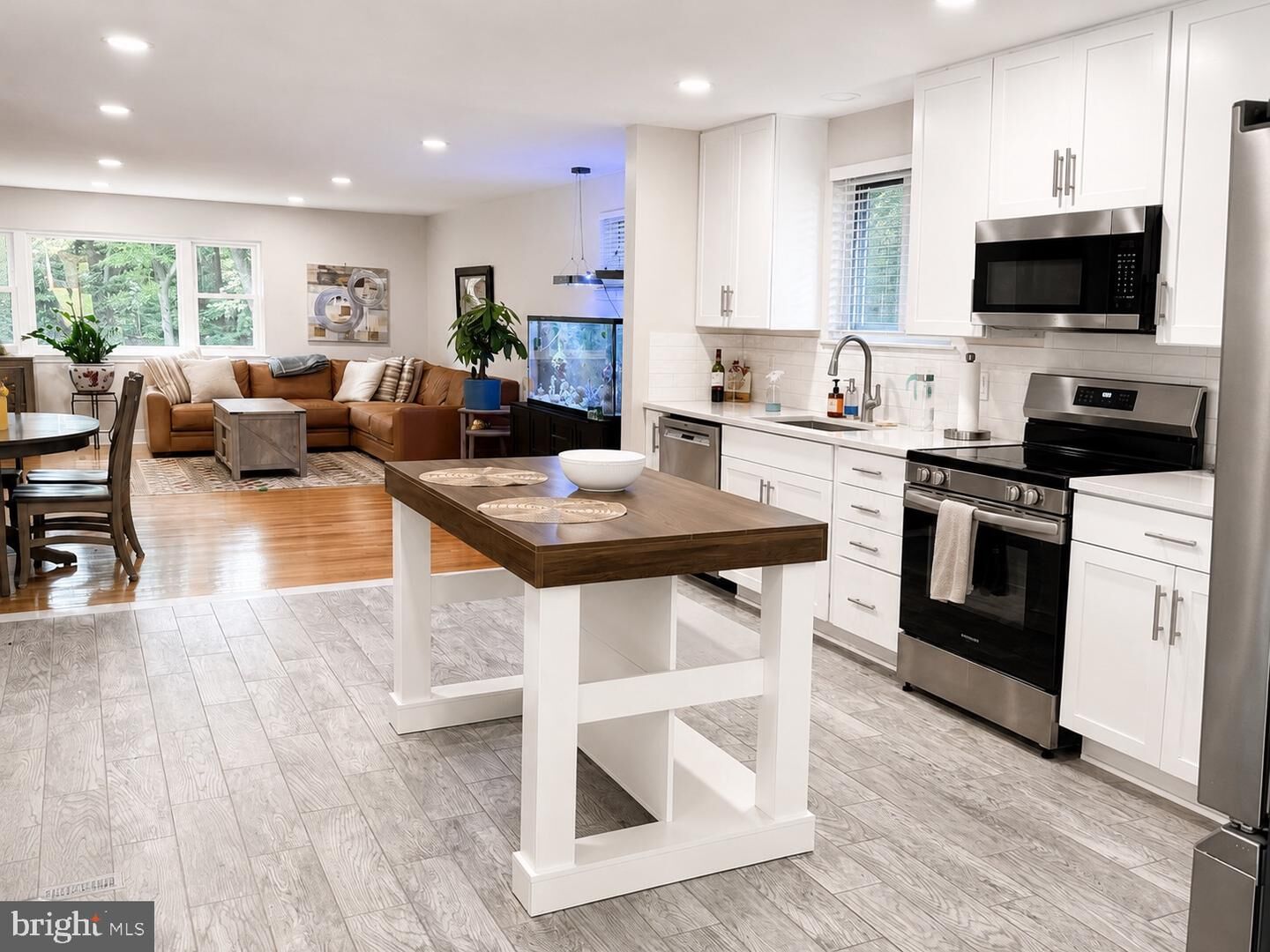 Property Photo:  5010 Gainsborough Drive  VA 22032 