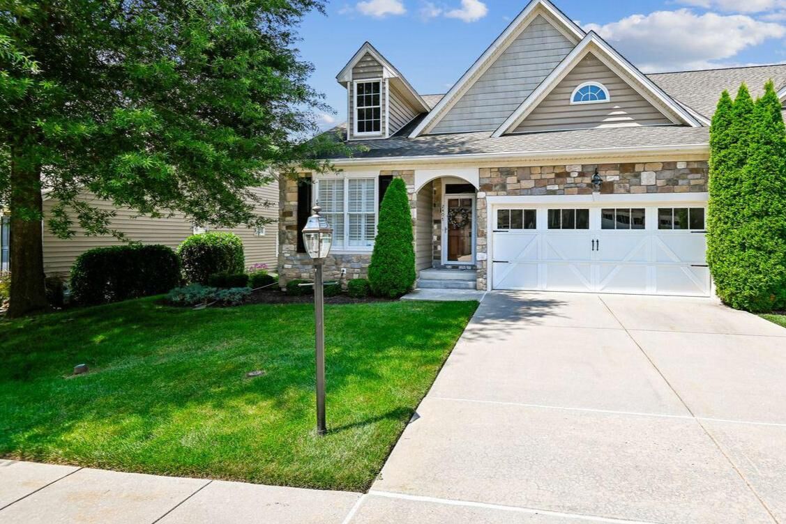 Property Photo:  2407 Grand Oaks Court 28  MD 21009 