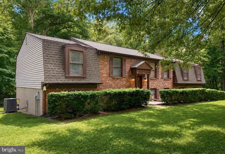 Property Photo: 7115 Maxwell Drive MD 20637