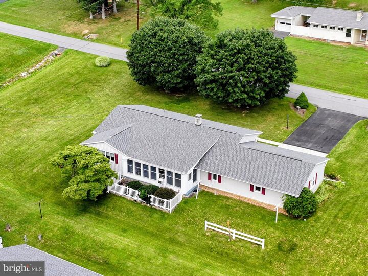 Property Photo:  118 Locust Drive  PA 15537 