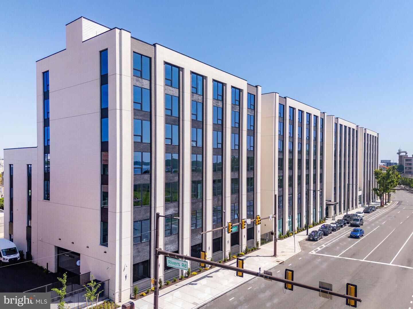Property Photo: 1130 N Delaware Avenue 716 PA 19125