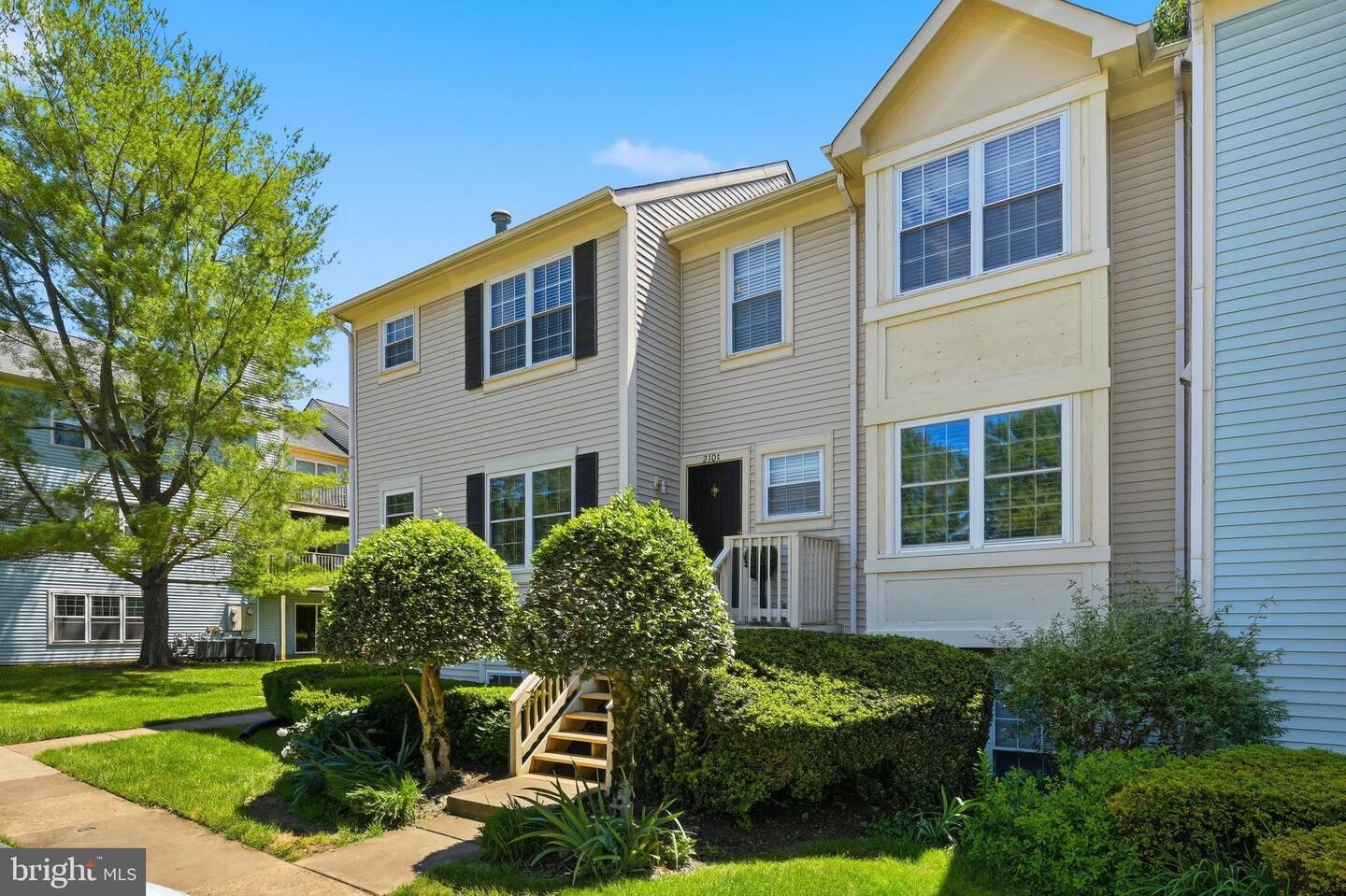 Property Photo:  210 Fernwood Place C  VA 20186 