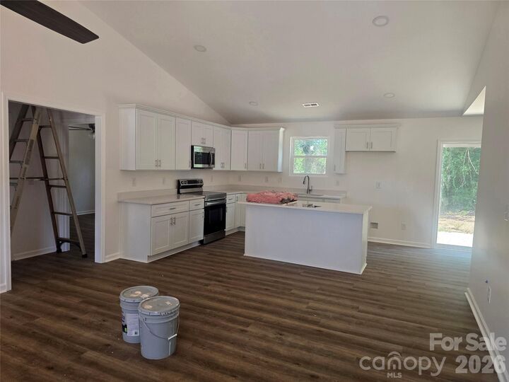 Property Photo:  350 14th Avenue SW  NC 28602 