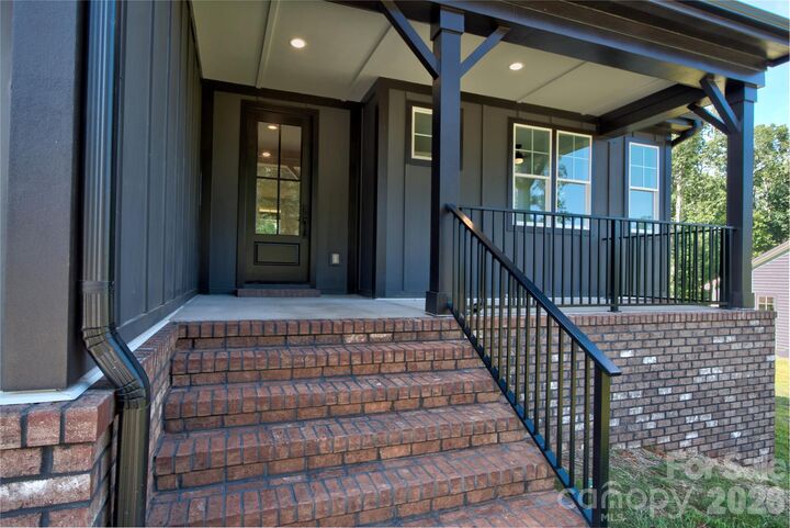 Property Photo:  3159 Timber Run Lane  NC 28650 