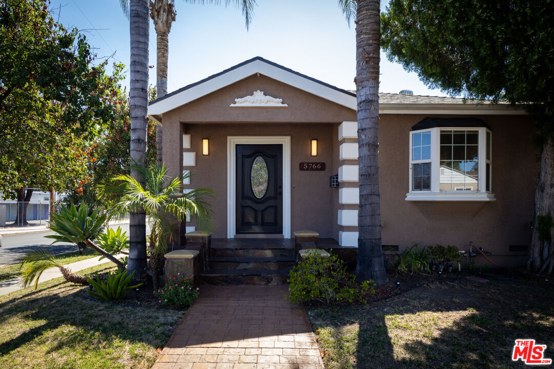 Property Photo:  5766 Newcastle Ave  CA 91316 