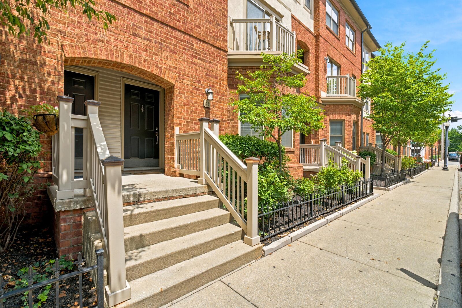 Property Photo:  22 W Russell Street  OH 43215 
