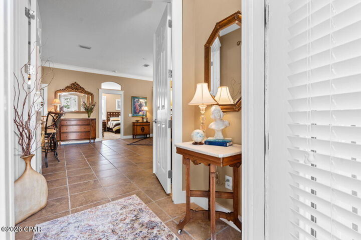 Property Photo:  232 La Valencia Circle 1  FL 32413 