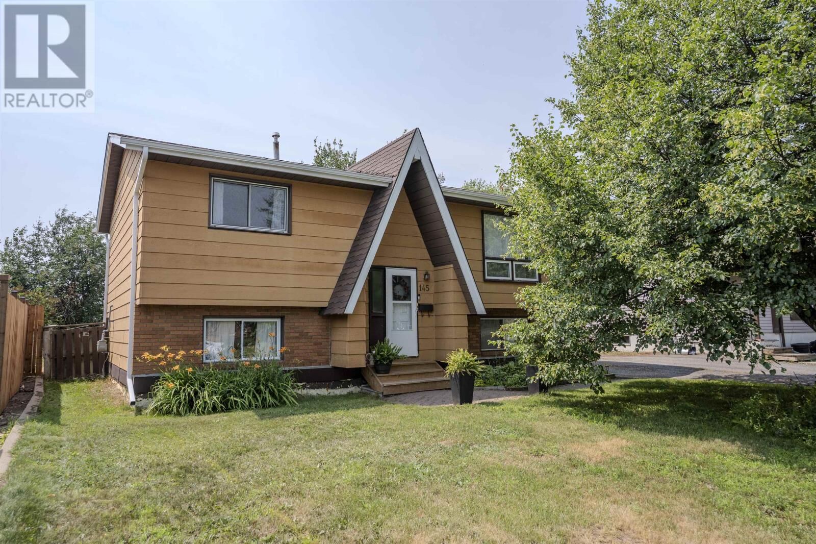 Property Photo:  145 Conestoga St  ON P7C 5S9 