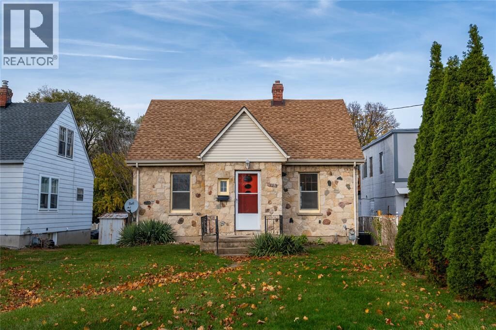 Property Photo: 790 London Road ON N8T 4H1