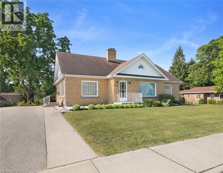 Property Photo:  24 Pine Street  ON N4B 1N6 
