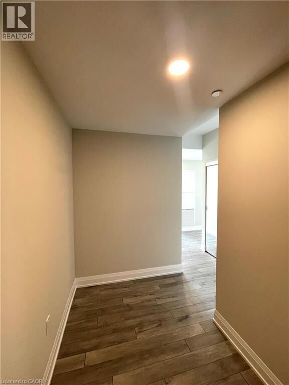 Property Photo:  15 Skyridge Drive 3009  ON L6P 4S3 